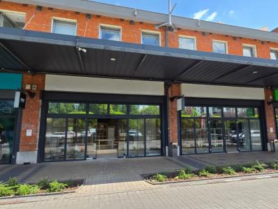 Witryna sklepu odzieowego w Budapeszcie