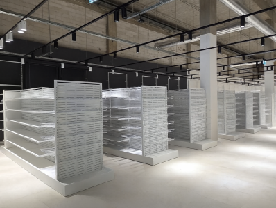 Realizacja ABM - strefa home w salonie