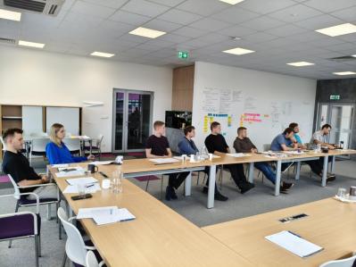Szkolenie w sali konferencyjnej przy Dobrym Pocz�tku w Krakowie