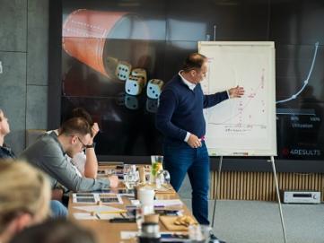 Wdrażamy QRM w naszej firmie – transformacja nabiera tempa! Wdrażamy QRM w naszej firmie – transformacja nabiera tempa!