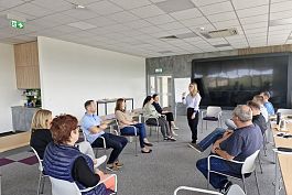 Nowoczesna sala konferencyjna Krak�w - wynajem